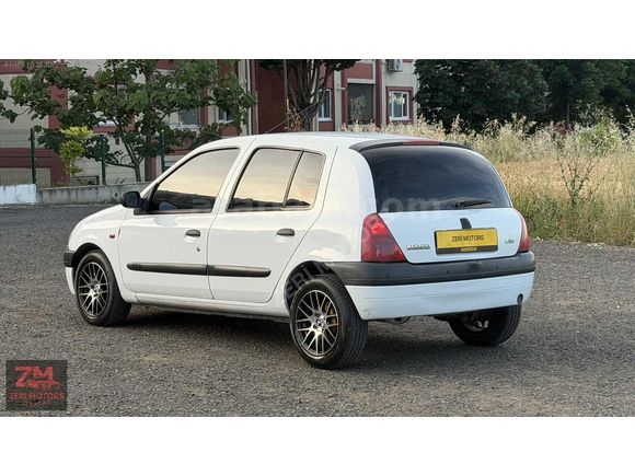 ZERİ MOTORS DAN CLİO 2[KLİMALI]