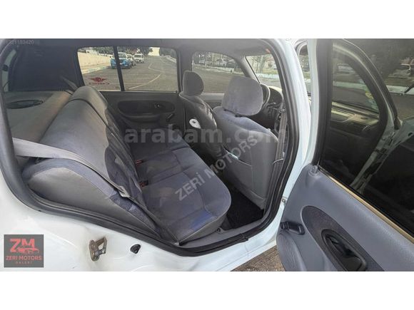 ZERİ MOTORS DAN CLİO 2[KLİMALI]