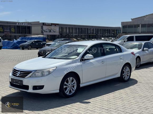 KINIK | RENAULT LATİTUDE 1.5 DİZEL EXECUTİVE KK12TAKSİT