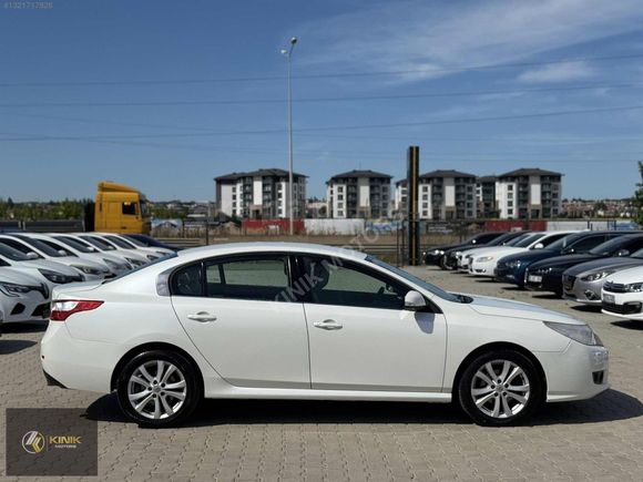 KINIK | RENAULT LATİTUDE 1.5 DİZEL EXECUTİVE KK12TAKSİT