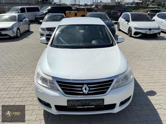 KINIK | RENAULT LATİTUDE 1.5 DİZEL EXECUTİVE KK12TAKSİT