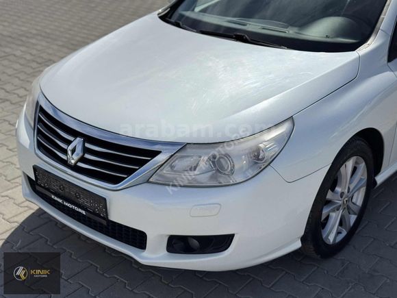 KINIK | RENAULT LATİTUDE 1.5 DİZEL EXECUTİVE KK12TAKSİT