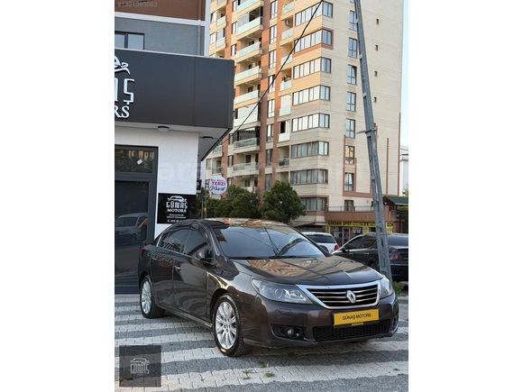 GÜNAŞ MOTORS'DAN 2014 ÇIKIŞLI LATİTUDE 1.5DCI PRIVILEGE CAMTAVAN