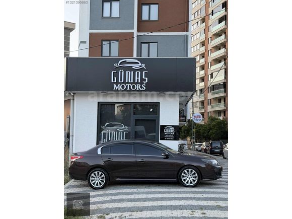GÜNAŞ MOTORS'DAN 2014 ÇIKIŞLI LATİTUDE 1.5DCI PRIVILEGE CAMTAVAN