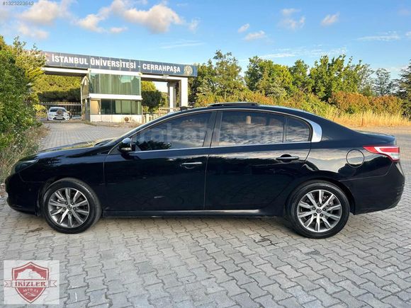 AUTO 23 - DÜŞÜK KM EXECUTIVE LATITUDE-BOSE-SUNROOF-DERİ KOLTUK