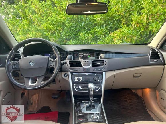 AUTO 23 - DÜŞÜK KM EXECUTIVE LATITUDE-BOSE-SUNROOF-DERİ KOLTUK