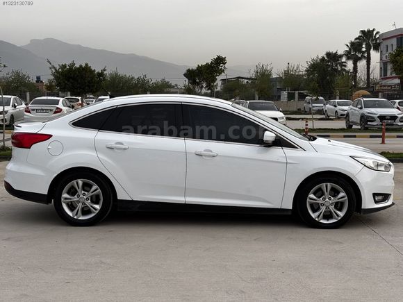 2015 tek parça boyalı hasar kayıtsız