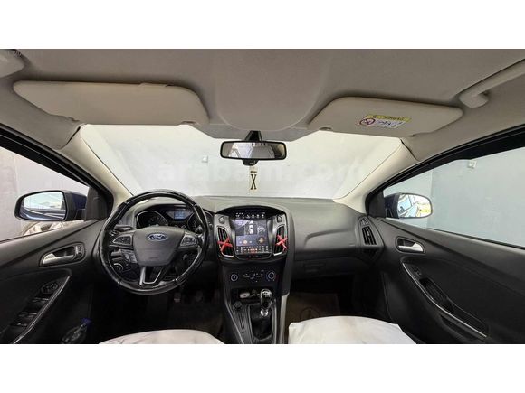 AMG GARAGE'dan FOCUS 1.6 TDCI STYLE TESLA EKRAN