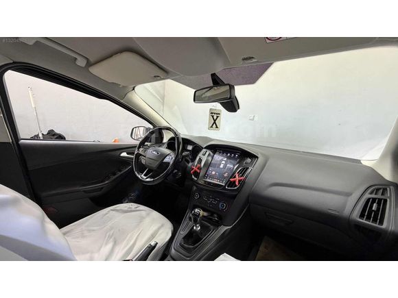 AMG GARAGE'dan FOCUS 1.6 TDCI STYLE TESLA EKRAN