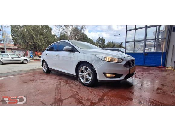 2015 FOCUS 1.6 TDCI STYLE 115 HP DÜŞÜK YAKIT, GÜÇLÜ PERFORMANS