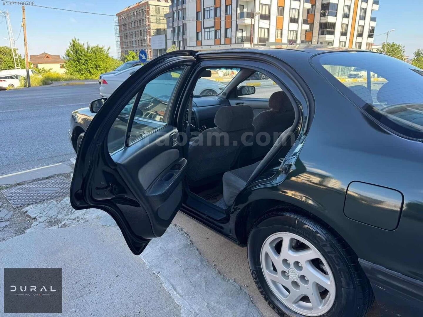Galeriden Nissan Maxima 2.0 QX 1996 Model İstanbul 400.000 km Yeşil 4