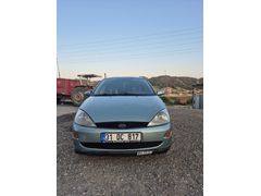 Sahibinden Ford Focus 1.6 Ambiente 2000 Model  330.000 km Yeşil (metalik)