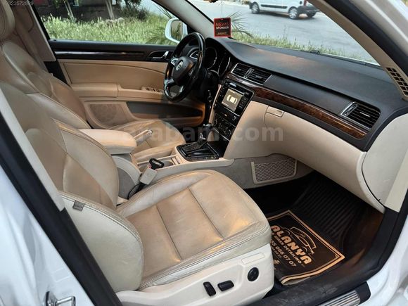 2013 Model Skoda SüperB Sunrooflu