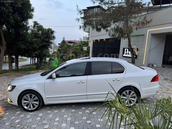2013 Model Skoda SüperB Sunrooflu