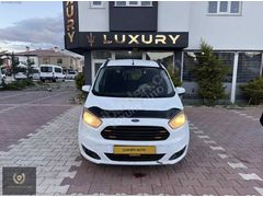 Galeriden Ford Tourneo Courier 1.5 TDCi Trend 2017 Model Van