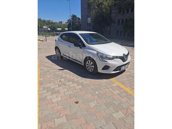 MEMUR'dan Renault Clio 1.0 SCe Joy 2022 Model