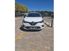 MEMUR'dan Renault Clio 1.0 SCe Joy 2022 Model