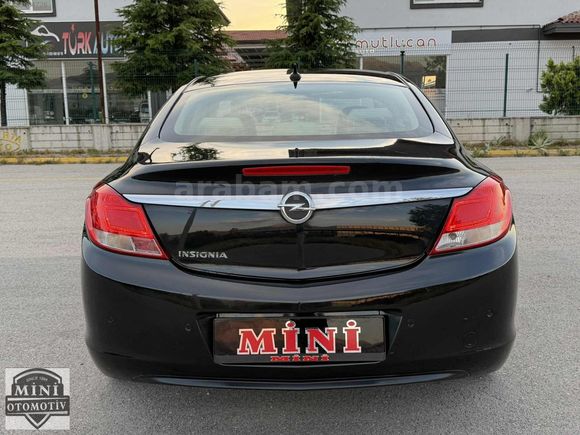 TR'de TEK OPEL İNSİGNİA 1.4 T ' EDİTİON ' 45.000 Km'de