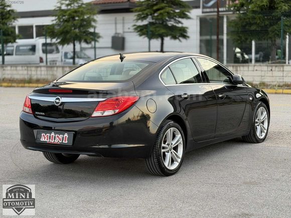 TR'de TEK OPEL İNSİGNİA 1.4 T ' EDİTİON ' 45.000 Km'de