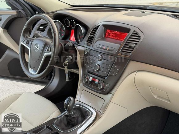 TR'de TEK OPEL İNSİGNİA 1.4 T ' EDİTİON ' 45.000 Km'de