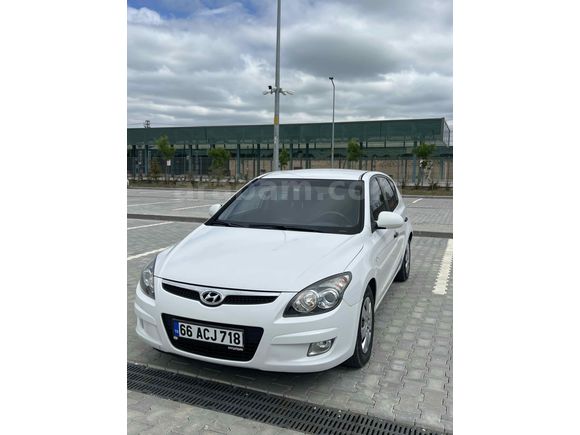 Sahibinden Hyundai i30 1.6 CRDi Team 2011 Model 