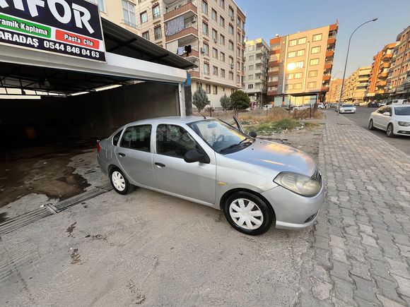 Sahibinden Temiz Renault Symbol 1.4  