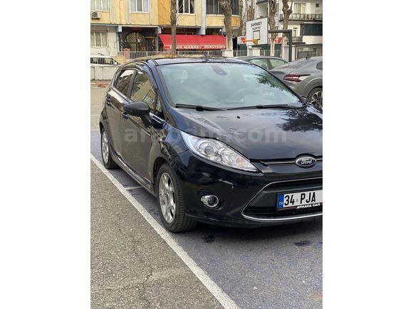 Sahibinden Ford Fiesta 1.4 Titanium 2012 Model 