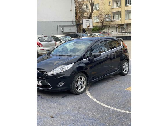 Sahibinden Ford Fiesta 1.4 Titanium 2012 Model 