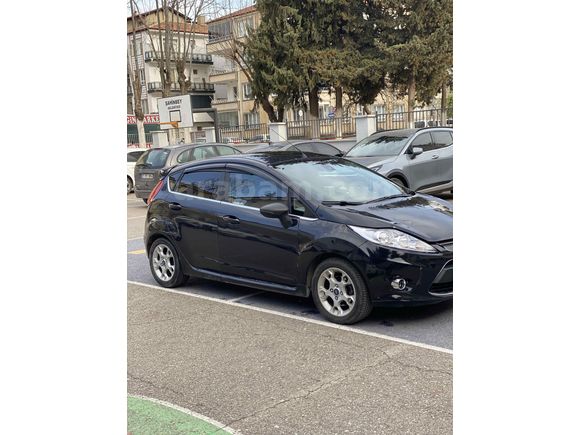 Sahibinden Ford Fiesta 1.4 Titanium 2012 Model 