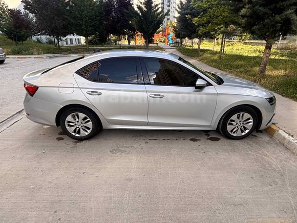 Sahibinden Skoda Octavia 1.5 e-Tec Elite 2021 Model 