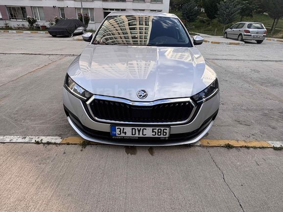 Sahibinden Skoda Octavia 1.5 e-Tec Elite 2021 Model 
