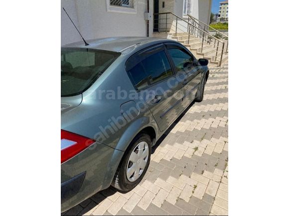 Sahibinden Renault Megane 1.6 Authentique 2004 Model
