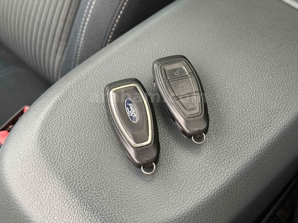 Boyasız 2013 C-Max 1.6  Dizel Titanium X Cam Tavan 
