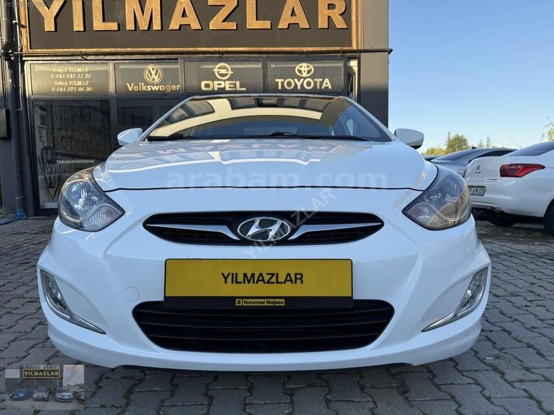 Galeriden Hyundai Accent Blue 1.4 CVVT Mode Plus 2012 Model Afyonkarahisar 150.000 km Beyaz