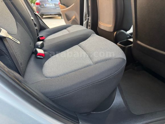 44.000 Kmde Yetkili Servis Bakımlı Accent Blue Tek Kullanıcı
