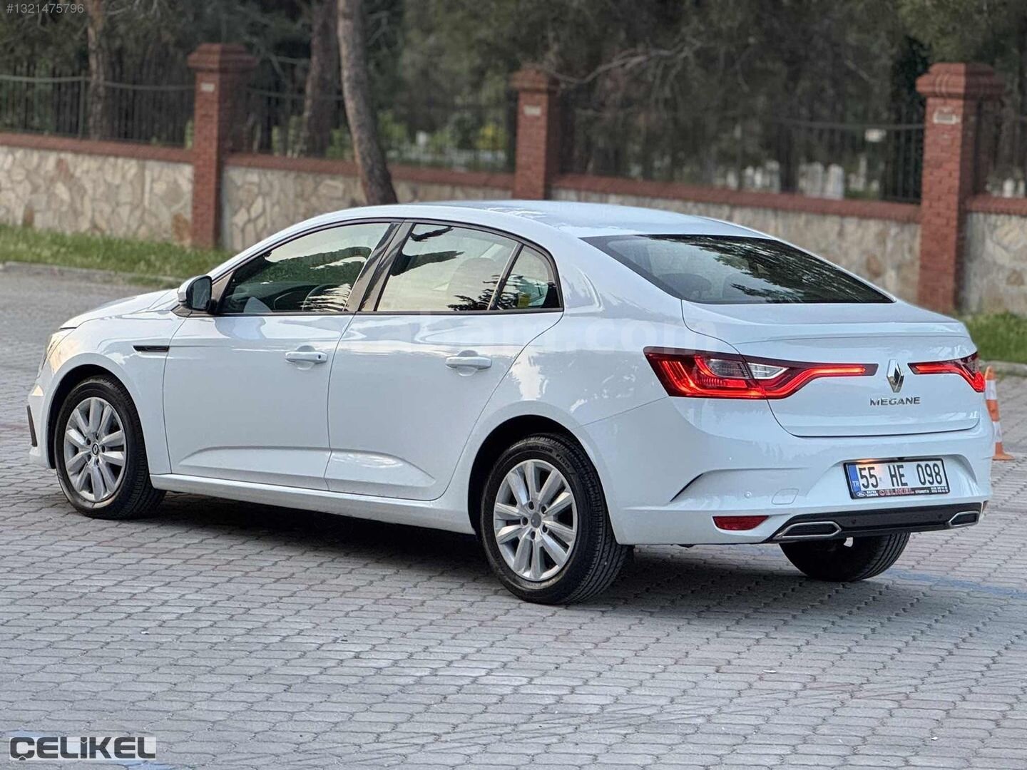 Galeriden Renault Megane 1.5 Blue DCI Joy Comfort 2021 Model Samsun 172.000 km Beyaz 7