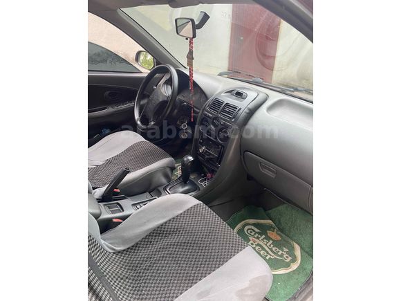 Sahibinden Mitsubishi Carisma 1.6 GLX 2000 Model  375***