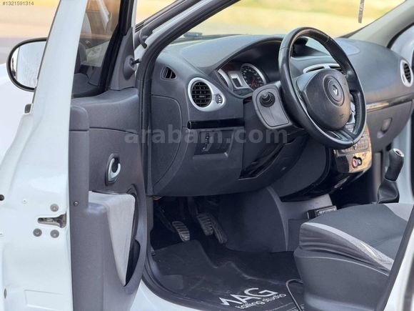 2011 MODEL CLİO HB