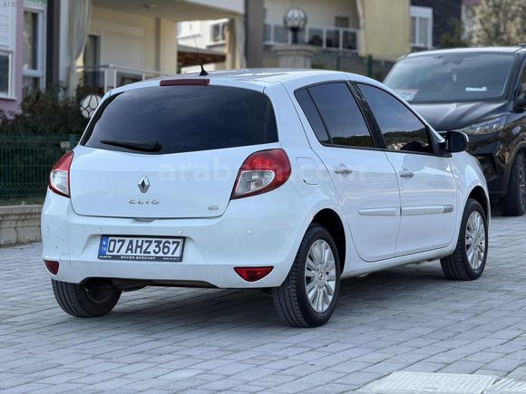 2011 MODEL CLİO HB