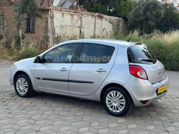 Temiz bakımlı otomatik dizel