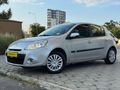 Temiz bakımlı otomatik dizel