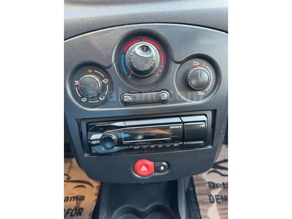 Temiz bakımlı otomatik dizel