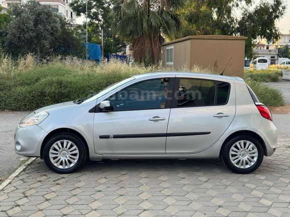 Temiz bakımlı otomatik dizel