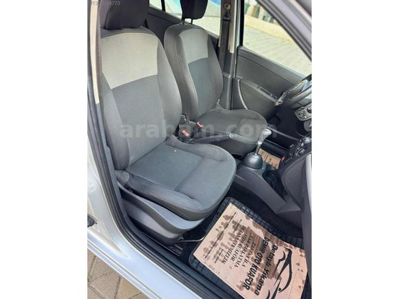 Temiz bakımlı otomatik dizel