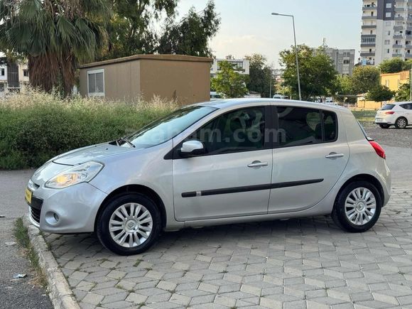 Temiz bakımlı otomatik dizel