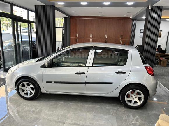 2012 model CLİO 15.DCI EXTREME EDİTİON MANUEL
