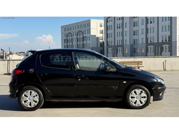 2004 MODEL PEUGEOT 206 1.4 XT 16V