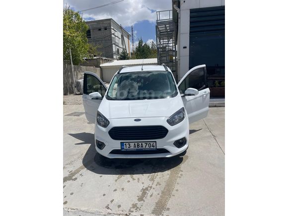 Sahibinden Ford Tourneo Courier 1.5 TDCi Delux 2022 Model