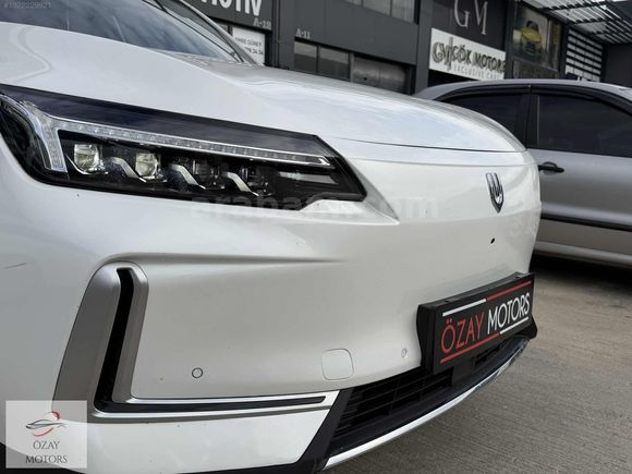 ÖZAY MOTORS' SKYWELL ET5 LEGEND