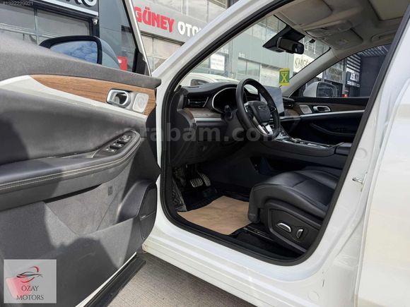 ÖZAY MOTORS' SKYWELL ET5 LEGEND